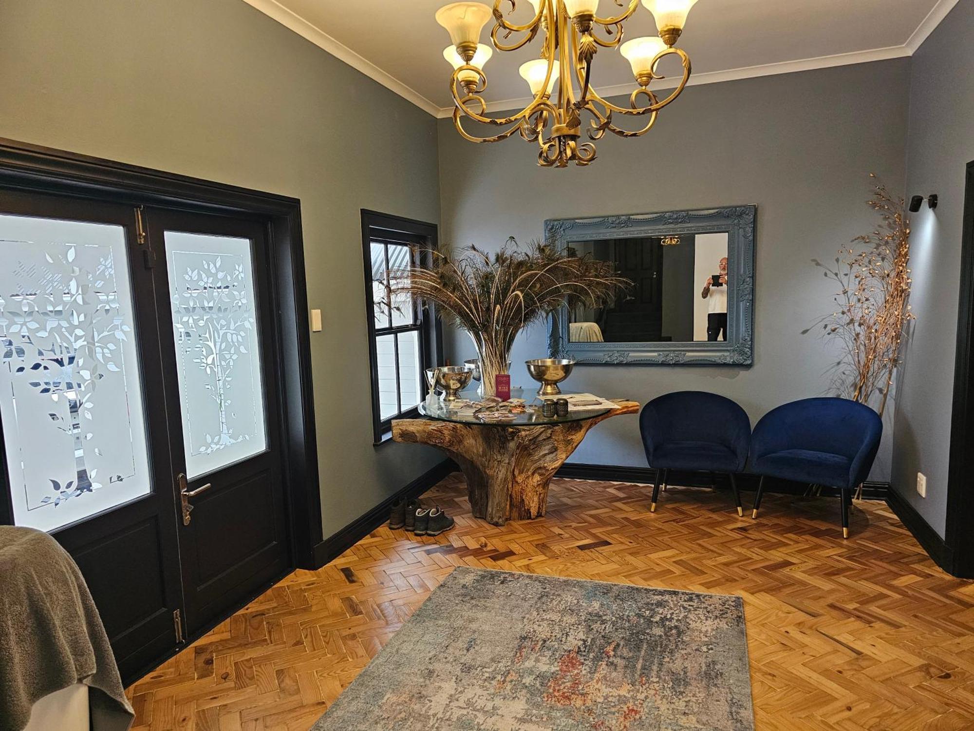 Die Heerenhuys Guest Suites ステレンボッシュ エクステリア 写真