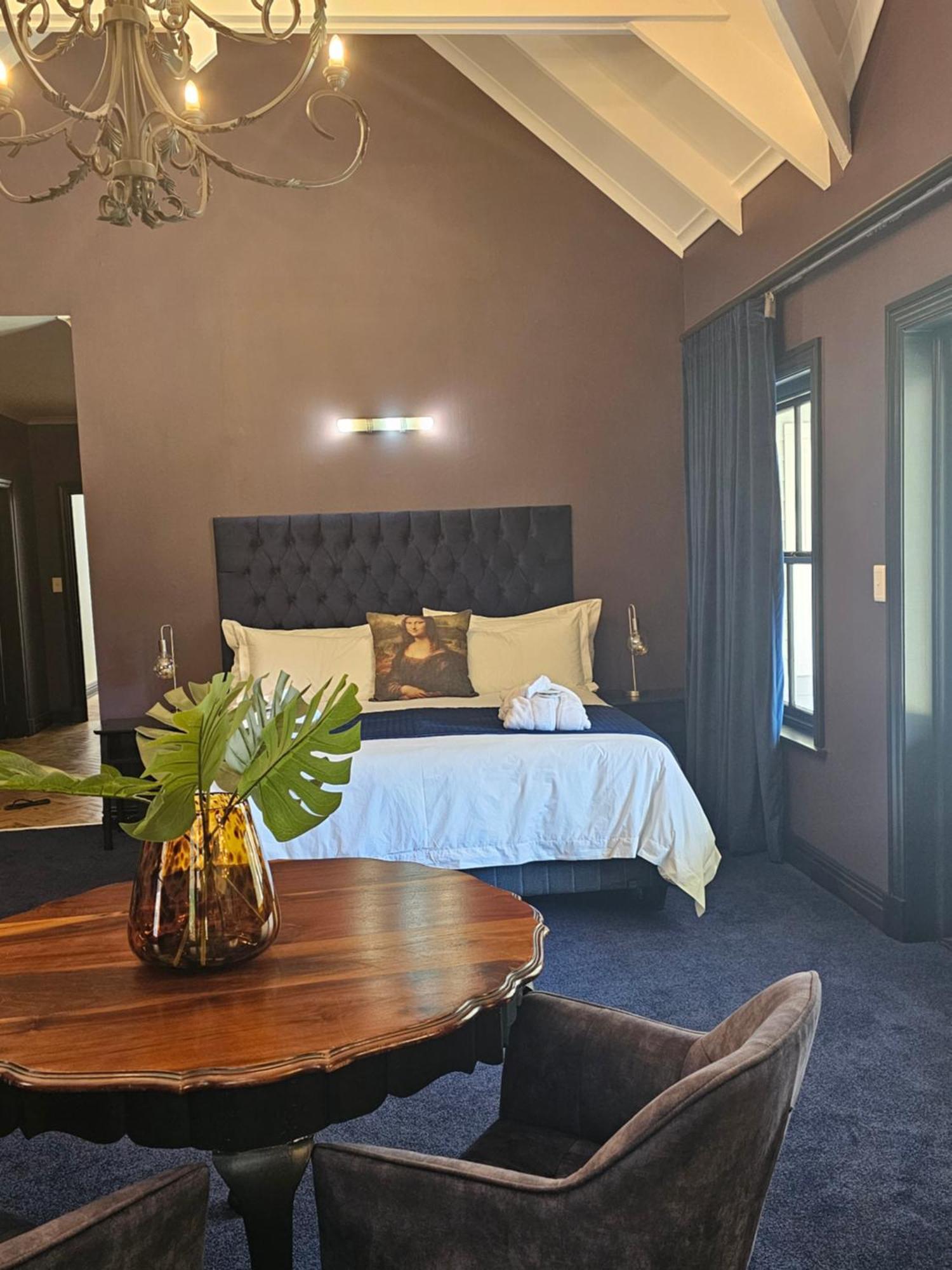 Die Heerenhuys Guest Suites ステレンボッシュ エクステリア 写真
